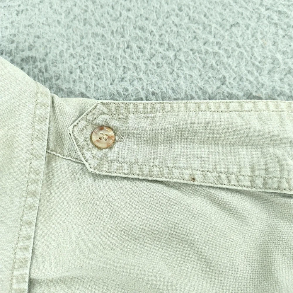 Vintage Banana Republic Safari Travel Shirt Mens Medium Beige Short Sleeve